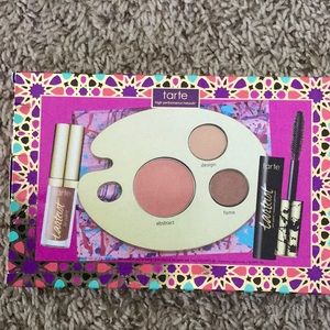 Tarte paint pretty color collection NWT